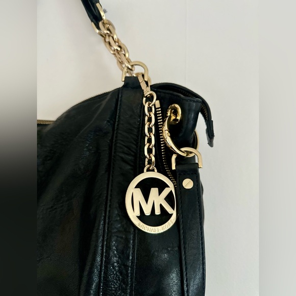 Michael Kors bag with gold details - Picture 2 of 11